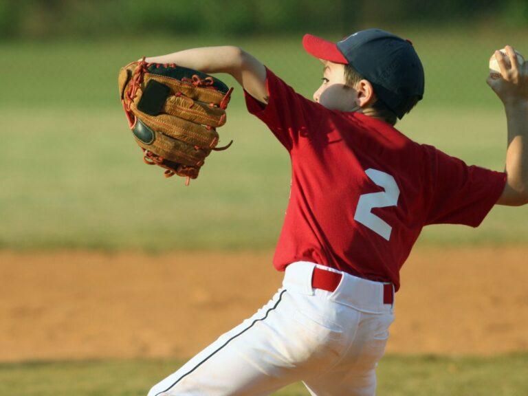 How to Master the Rising Fastball Pitch: Unlocking Your Pitching Power