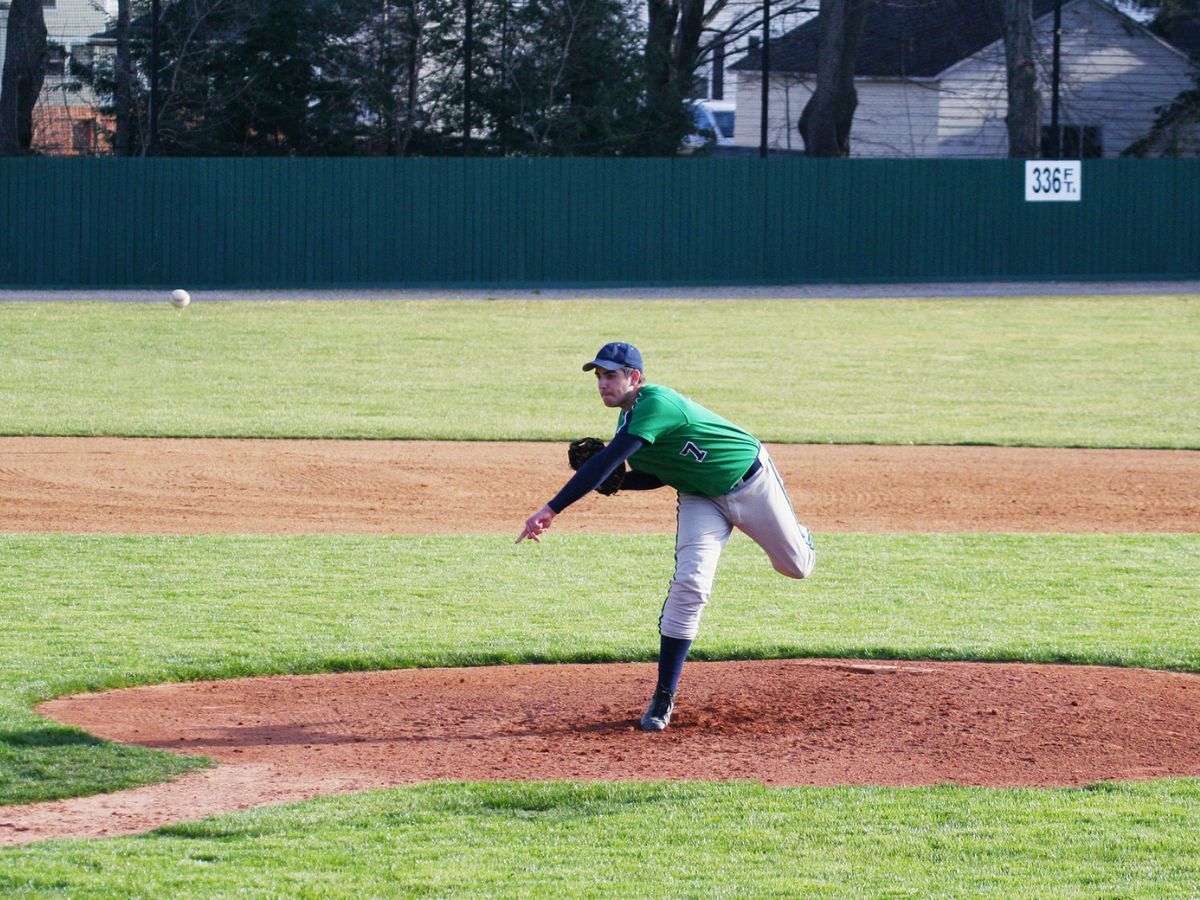 How to Throw Baseball